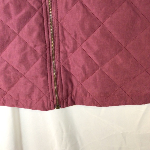 Umgee women’s size small quilted vest maroon - Picture 6 of 9